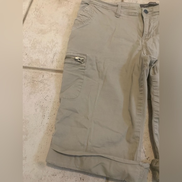 Denver Hayes Mia Mid-Rise Cargo Shorts Size 12 - Khaki/Ta - Picture 6 of 8